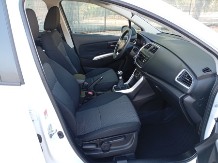 Suzuki S-Cross  1.6 DDiS Star View 2014 