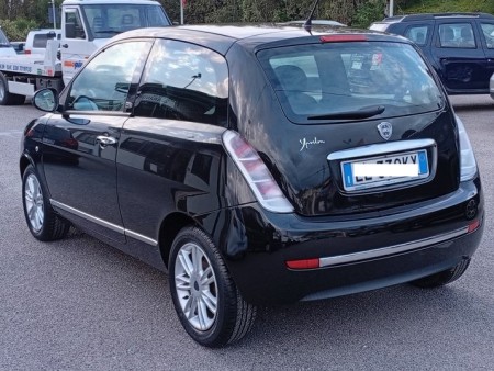 Lancia Y 1.2 69 CV Platinum 2011 