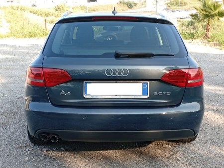 Audi A4 Avant 2.0 TDI 143CV  2009 