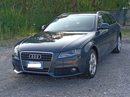 Audi A4 Avant 2.0 TDI 143CV  2009 