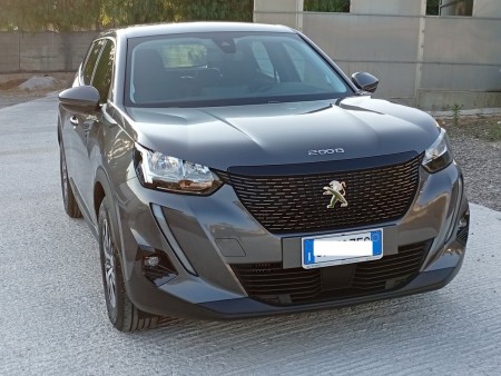 Peugeot 2008 PureTech 100 S&S Allure Pack 2021 