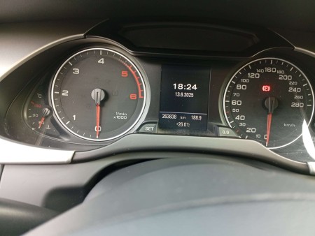 Audi A4 Avant 2.0 TDI 143CV  2009 