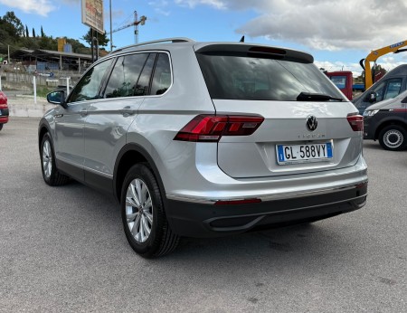 Volkswagen Tiguan DSG  Life 2.0 TDI 150 Cv 2023 