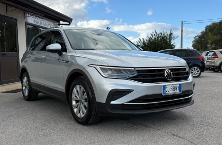Volkswagen Tiguan DSG  Life 2.0 TDI 150 Cv 2023 