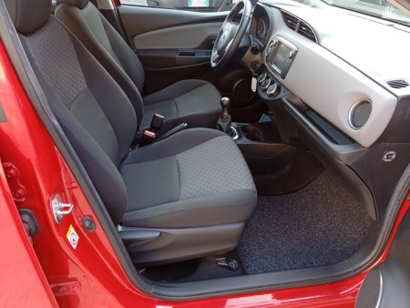 Toyota Yaris 1.0 5 porte Lounge 2015 