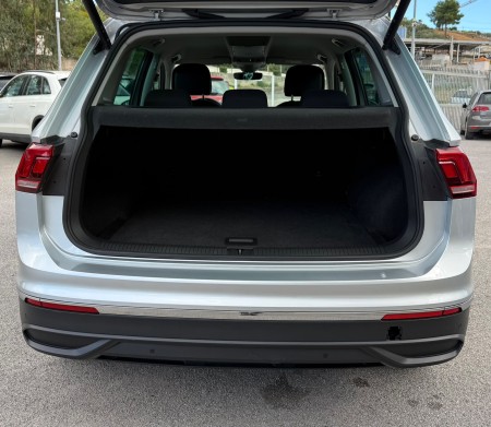 Volkswagen Tiguan DSG  Life 2.0 TDI 150 Cv 2023 