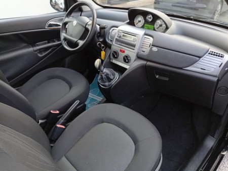 Lancia Y 1.2 69 CV Platinum 2011 