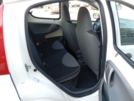 Peugeot 107 68CV 5p. Desir 2011 