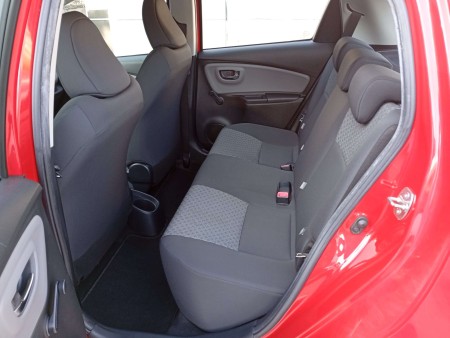 Toyota Yaris 1.0 5 porte Lounge 2015 