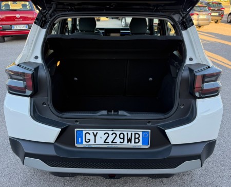 Citroen C3 PureTech 100 SeS Max 1.2 Benzina 101 Cv 2025 