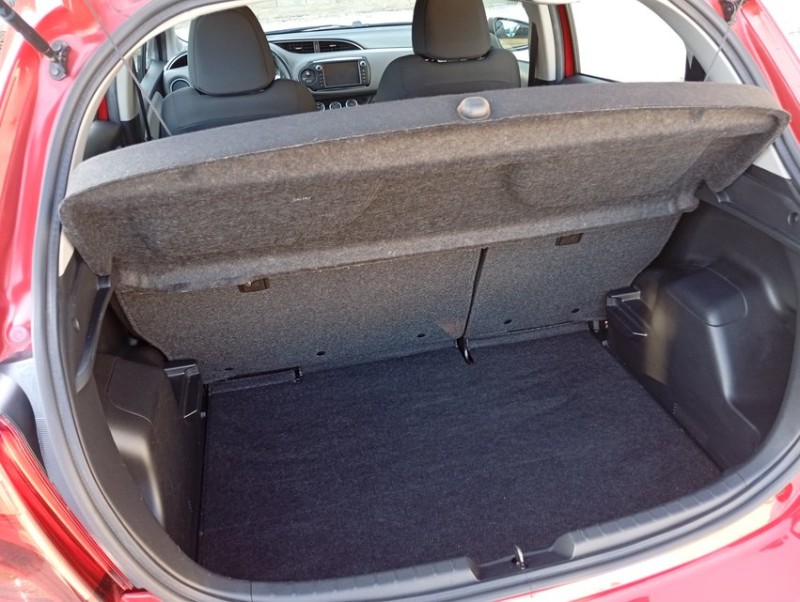 Toyota Yaris 1.0 5 porte Lounge 2015 