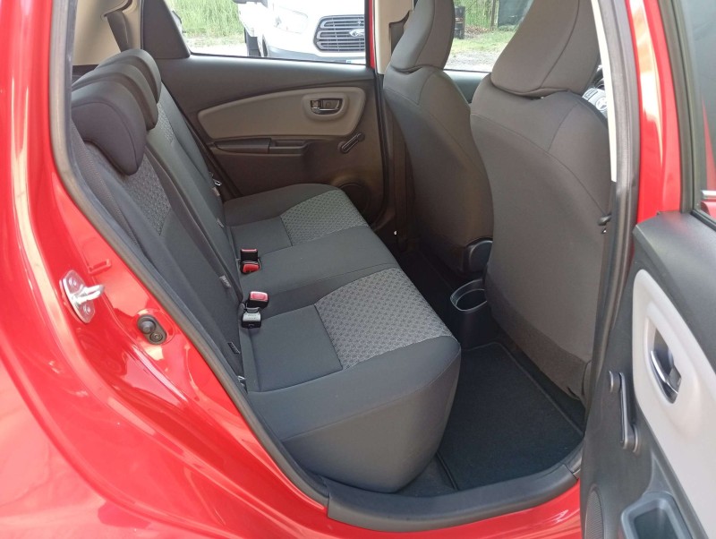 Toyota Yaris 1.0 5 porte Lounge 2015 