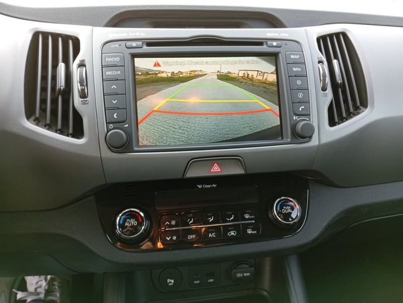 Kia Sportage  1.7 CRDI VGT 2WD high tech 2015 