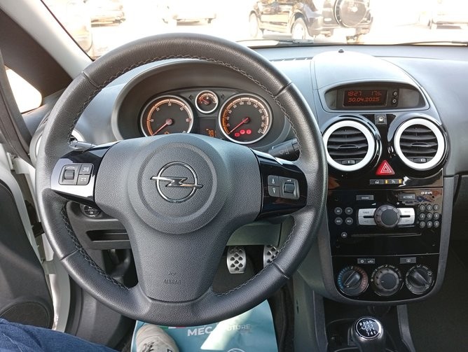 Opel Corsa  1.3 CDTI 95CV 3 porte b-color 2013 