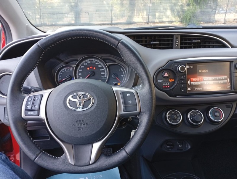 Toyota Yaris 1.0 5 porte Lounge 2015 