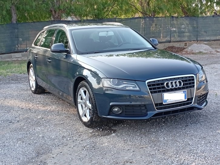 Audi A4 Avant 2.0 TDI 143CV  2009 